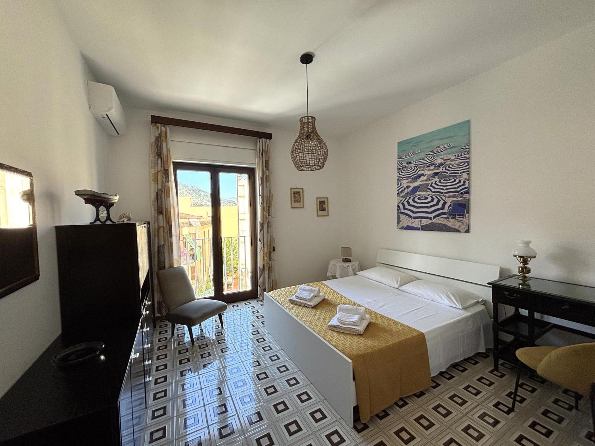 Appartement Archimede Lounge à Cefalù Extérieur photo