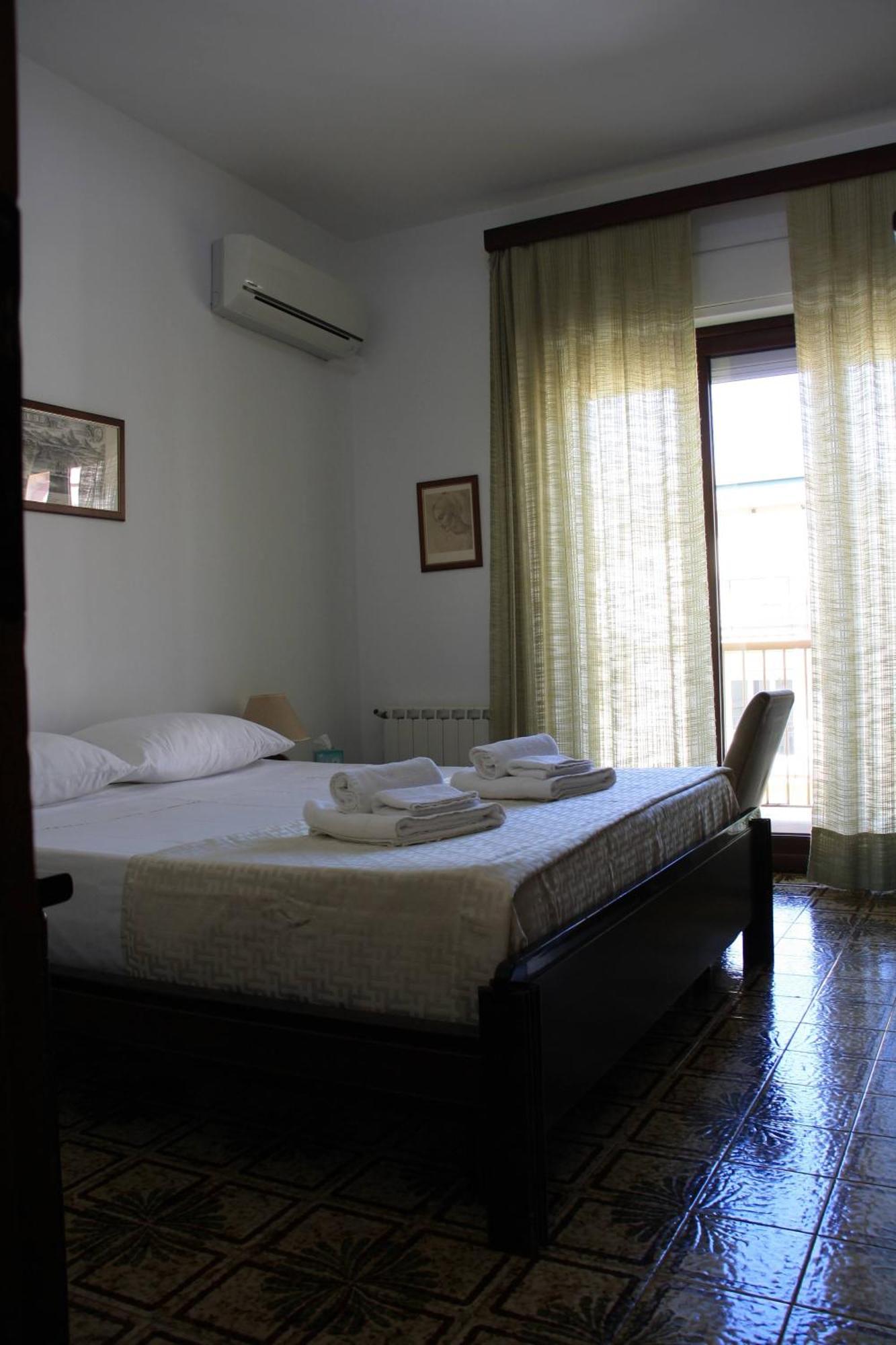 Appartement Archimede Lounge à Cefalù Extérieur photo